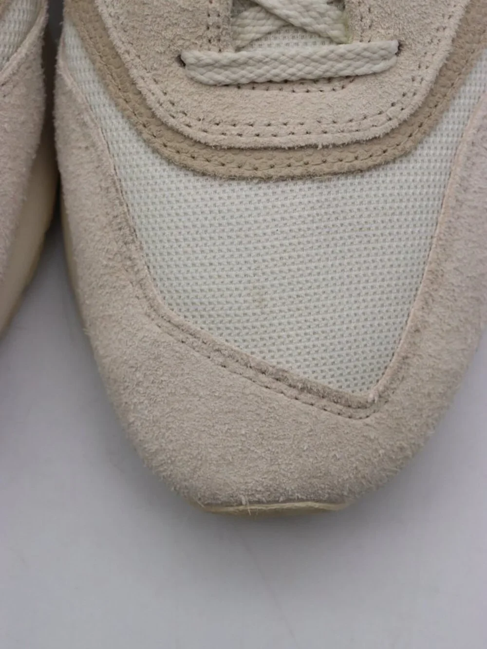 New Balance 997H Shoes Men's 10.5 D Beige Suede Casual Athletic Sneaker CM997HOB